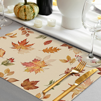 Ensemble de 4 sets de table imprimés feuilles d'érable d'automne, 12 x 18 pouces, en polyester, résistants à la décoloration, pour la décoration de la maison et des fêtes