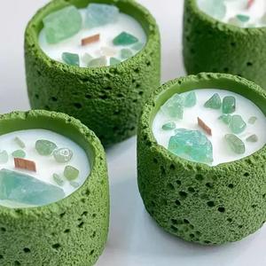Maßgefertigte Vulkanstein-Zement-Duftkerze mit Natürlichen Kristallsteinen und Holzdocht Aromatherapie-Geschenkkerze - Product Image 2
