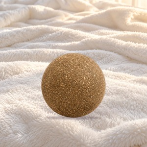 Jouet à mâcher pour chat, boule de fruit Silvervine 10 cm, boule géante à mâcher Matatabi pour chats, 1 boule par boîte, vente en gros, jouets pour animaux de compagnie en vrac - Product Image 6
