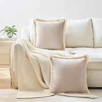 Housses de coussin décoratives durables à assortir, en velours hollandais doux avec pompons, vente en gros