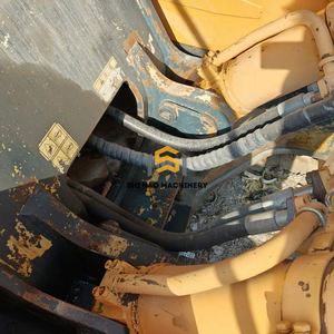 Excavadora Hidráulica Hyundai 330LC-9S Usada y Robusta de 33 Toneladas para Operaciones Difíciles de Construcción y Demolición - Product Image 6