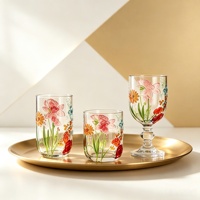 Verres à boire en verre sans plomb, verres à vin créatifs peints à la main, design floral vintage en relief