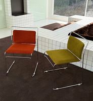 Chaise de salle à manger en acier de style vintage, design Bauhaus, idéale pour les petits espaces, chaise d'étude haut de gamme tendance, empilable, confortable pour café