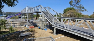 <span class=keywords><strong>Pont</strong></span> routier en <span class=keywords><strong>treillis</strong></span> en acier soudé continu pré-fabriqué avec 80m + travées <span class=keywords><strong>Pont</strong></span> à <span class=keywords><strong>structure</strong></span> en acier à grande portée - Product Image 5