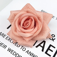 NINI Fabrik Großhandel Hochwertige Künstliche Samt-Rosen Blumenköpfe Rot Weiß Maßgefertigte Realistische Rosen Dekorative Blumen