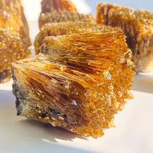 Venta al por mayor de alta calidad Natural crudo ámbar calcita racimo áspero ámbar racimo cristales artesanías para decoración Fengshui - Product Image 2
