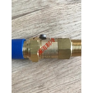 Soupape de sécurité Sfa 220300t10 Um12aq030 Um12aq045 pour pièces de réparation de climatiseur avec connexion FNP TTF et pression de 100 bars - Product Image 3