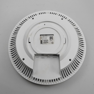 TP-LINK TL-AP1907GC-PoE DC <span class=keywords><strong>AC1900</strong></span> AP Inalámbrico Gigabit de Doble Banda para Montaje en Techo FAT FIT Usado - Product Image 2
