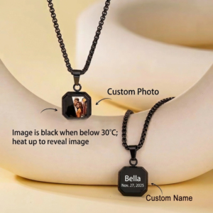 Collana con Ciondolo Cubo Personalizzato in Acciaio Inossidabile Placcato Oro 18K, Sensibile alla Temperatura e Cambia Colore, con Nome Inciso al Laser - Product Image 1