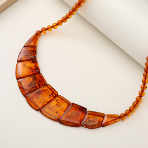 Collar Religioso de Ámbar Báltico Natural Naranja Atardecer de 17g y 45cm con Cuentas Planas Elásticas Tipo Rondelle y Cuerda Decorativa, Ideal para Regalo - Product Image 5