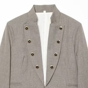 Blazer Entallado para <span class=keywords><strong>Mujer</strong></span>, Primavera 2026, con Bolsillo con Solapa <span class=keywords><strong>y</strong></span> Detalle <span class=keywords><strong>de</strong></span> Botones, Estilo Europeo, <span class=keywords><strong>Chaqueta</strong></span> <span class=keywords><strong>de</strong></span> Oficina, OEM/ODM por Fábrica China - Product Image 3