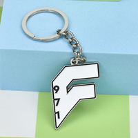 Llavero de Metal Personalizado al por Mayor con Letra F Irregular Esmaltada, Logotipo de Texto, Moda Urbana, Marca, Souvenir