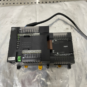 Nuovo e originale Controller programmabile Cp1l-el20dr-d con Cp1w-20edt1 Inout unità di automazione industriale - Product Image 1