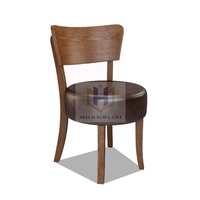 Tables et chaises rondes de restaurant, design de table en bois forgé tendance, mobilier de café