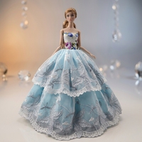 Tenue de poupée en bambou version Q personnalisée OEM, robe de princesse élégante en dentelle à volants, certifiée CE CPC, tenue de poupée haut de gamme