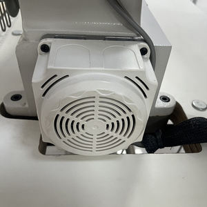 RN-W500 macchine sartoriali per cucire macchina da cucire elettrica a 3 aghi con nastro a 5 teste - Product Image 6