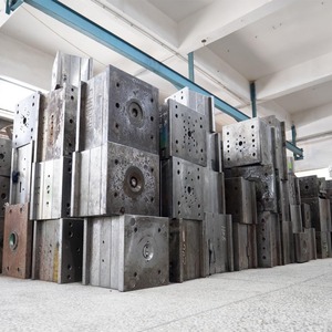 Nhà Máy Giá Tùy Chỉnh Khuôn Mẫu Ép Nhựa Khuôn Mẫu Thiết Kế Mouldings Các Nhà Sản Xuất - Product Image 2