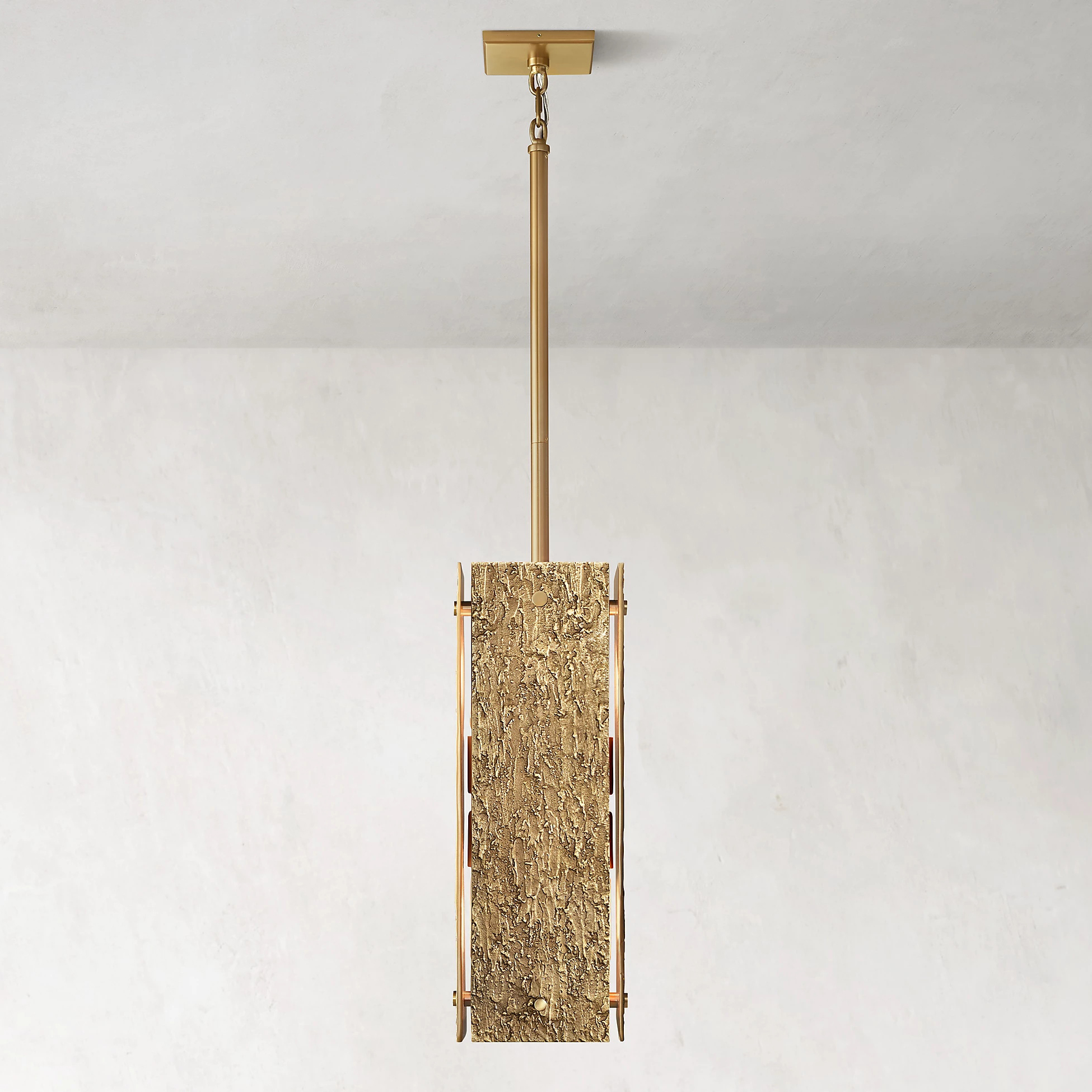 Laiton/D 5.25 "x H 19"