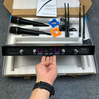 SKM9000 mikrofon UHF nirkabel, mikrofon profesional 2 Emas genggam dengan saluran musik untuk penggunaan Studio