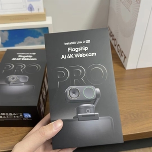 Cámara Web <span class=keywords><strong>Insta360</strong></span> Link 2 Pro 4K de Calidad Superior con Seguimiento por IA, Control por Gestos, Sensor de 1/1.3 Pulgadas, Modo HDR y Sistema de Micrófono Dual - Product Image 1