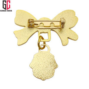 15 yıl fabrika özelleştirilmiş 3D galvanik yaka <span class=keywords><strong>Pin</strong></span> <span class=keywords><strong>Metal</strong></span> aslan kulübü rozeti yay el yapımı döküm tekniği özel zanaat hediye - Product Image 2