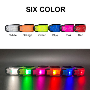 Gelang tepuk LED reflektif Keamanan lari gelang jepret cahaya dapat diisi ulang Logo USB C Kustom - Product Image 2