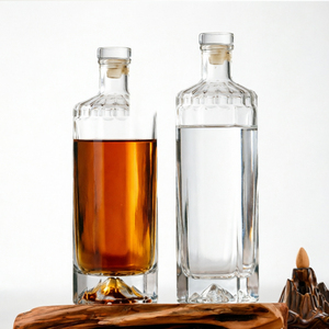 Botella de Vidrio Transparente Personalizada de 200ml, 375ml, 500ml, 750ml para Vino, Licor, Vodka, Ginebra, <span class=keywords><strong>Ron</strong></span>, con Corcho - Product Image 1
