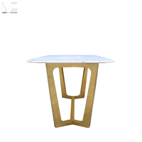 Ensemble de 4 chaises et table à manger modernes en acier inoxydable doré et marbre pour petit restaurant et gain de place