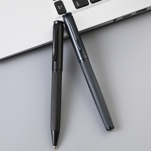 2026 Lüks İş Hediyesi Dolma Kalem Tamamen Mat Siyah Roller Kalem Yüksek Kaliteli Çevirmeli Metal Tükenmez Kalem Özel Logo ile - Product Image 2