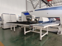 Prensa Punzonadora CNC Servoaccionada con Sistema de Herramientas