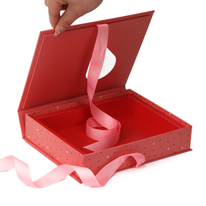 Custom Designed Eco-Friendly Folding Magnetic Paperboard Gift <b>Box</b> Black White Recycled Materials Matt Gifting Packaging - Product Image 2