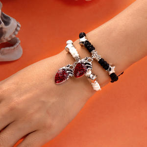 Gothique Dark Style Alliage Rouge Coeur Pendentif Collier Bracelet Boucles D'oreilles Bijoux pour Femmes Hommes Halloween <span class=keywords><strong>Horreur</strong></span> Bijoux - Product Image 3