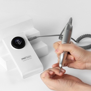 Ponceuse à ongles électrique professionnelle avec fonction de décapage exfoliant et stockage d'énergie efficace pour salons de manucure - Product Image 3