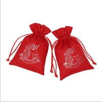 Pochette personnalisée en flanelle rouge et suède avec cordon de serrage, élégante pour cadeaux de mariage, emballage de vêtements, impression de logo personnalisé pour sacs promotionnels
