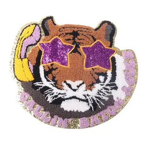 Noël grand personnalisé broderie animal fer sur tigre patchs mascotte or paillettes étoile oeil mascotte chenille patch pour vêtements