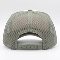 Casquette Trucker en Daim à 5 Panneaux ToughRhino avec Logo Brodé Personnalisé, Structure A-Frame, Profil Élevé, Dos en Maille, Fermeture Snapback