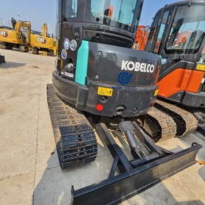 Mini-excavatrice sur chenilles Kobelco SK55SR d'<span class=keywords><strong>occasion</strong></span>, originale et efficace, une excavatrice Kobelco fiable - Product Image 6