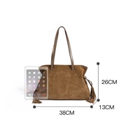 Sac fourre-tout en cuir suédé véritable pour femme avec pompon décoratif, sac à main de shopping en suédé de vache véritable pour femme
