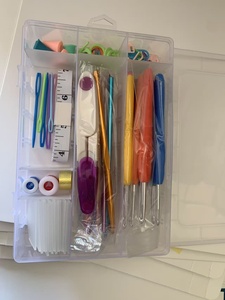 Kit <span class=keywords><strong>de</strong></span> <span class=keywords><strong>crochet</strong></span> <span class=keywords><strong>de</strong></span> 46 pièces pour débutants avec étui <span class=keywords><strong>de</strong></span> rangement, 16 tailles, aiguilles à tricoter ergonomiques en aluminium à prise souple, ensemble d'outils <span class=keywords><strong>de</strong></span> couture - Product Image 4