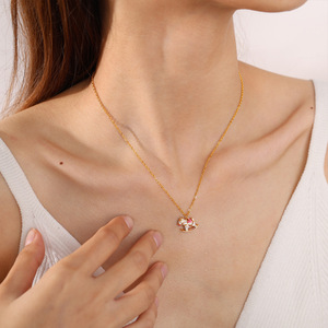 สร้อยคอจี้รูปม้าโยกน่ารัก แฟชั่นทันสมัย ทำจากสแตนเลสสตีลชุบทอง 18K - Product Image 2