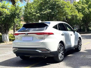 <span class=keywords><strong>Toyota</strong></span> Harrier Híbrido AWD SUV <span class=keywords><strong>2023</strong></span>, Equipamiento Superior, Caja de Cambios Automática, Asientos de Cuero, Cámara Trasera, Excelente Estado, Bajo Kilometraje, Volante a la Izquierda - Product Image 4