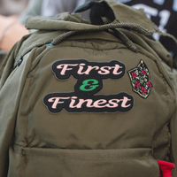 Écussons brodés personnalisés Howard pour les fraternités et les sororités, fabriqués en cuir pour sacs, chapeaux et vêtements, en tissu et en résine plastique