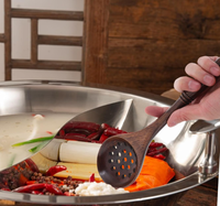 Cuillère à fente en bois écumoire à long manche ustensile de cuisine pour la cuisson des pâtes trempage des aliments filtrant résistant à la chaleur facile à nettoyer