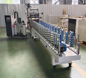 Machine d'emballage automatique de profilés en placage de bois avec collage PUR à chaud et enveloppement de feuille de PVC - Product Image 3