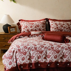 Nouvel ensemble de literie quatre pièces en jacquard teint en fil 100 % coton, style chinois années 80, rouge, avec boutons et motif discret, housse de couette - Product Image 4