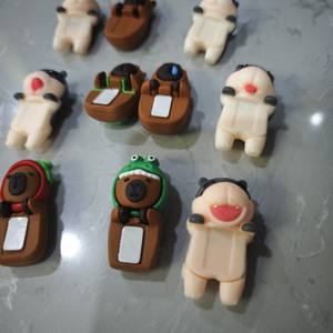 Pegatinas Decorativas Coleccionables de PVC Hechas a Mano con Diseño de Capibara, Tendencia 2026, para Fiestas, Regalos y Venta al por Mayor - Product Image 2