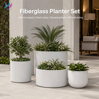 Vase en fibre de verre peint par poudrage, sculpté, durable, de forme irrégulière, pour l'extérieur, idéal pour les restaurants et les jardins de thé.