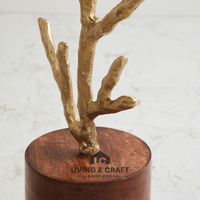 Accent de table en laiton et bois de qualité supérieure pour la décoration intérieure minimaliste de luxe, décoration de maison haut de gamme en vrac