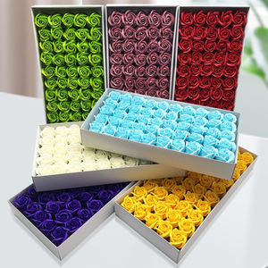 Ramo de Caja de Regalo de Flores de Jabón de Rosas de Tres Capas para San Valentín, Simulación de Cabeza de Flor de Jabón, ¡Gran Venta! - Product Image 3