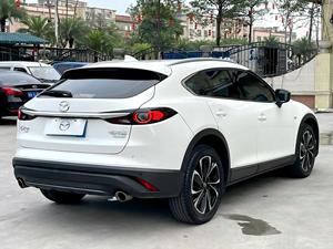 <span class=keywords><strong>Mazda</strong></span> CX-4 <span class=keywords><strong>2021</strong></span> 2.5L <span class=keywords><strong>AWD</strong></span>, SUV Deportivo Compacto, Vehículo Usado con Sistema de Audio BOSE, Pantalla Head-Up, Listo para Exportar - Product Image 4